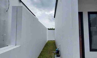 Disewakan rumah baru banget di dalam perumahan