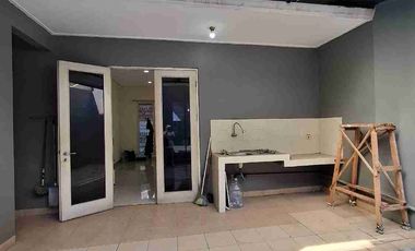 Disewakan Rumah di Golf Lake uk.8x15 harga 85 juta