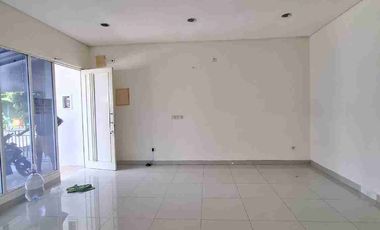 Disewakan Rumah di Golf Lake uk.8x15 harga 85 juta