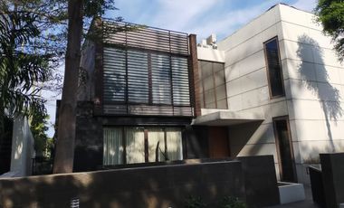 Disewakan Platinum Villa Grafam Super Mewah Golf View