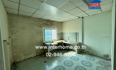 Two-story townhome, 16 sq.wa., Suphalak Village, Lam Luk Ka - Klong 7 Road, opposite Saeng Thong Arena, Rangsit-Nakhon Nayok Road, Klong 7 Road, Lam L