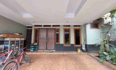 Dijual Rumah 2 Lantai Century 2 Bekasi Barat