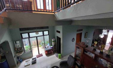 Dijual Rumah 2 Lantai Century 2 Bekasi Barat