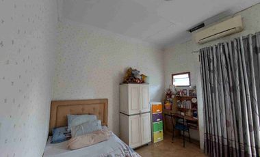 Dijual Rumah 2 Lantai Century 2 Bekasi Barat