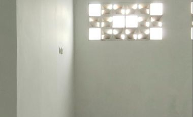 Ruko gandeng komersil strategis untuk usaha di Kahfi 2 Jagakarsa Jakarta Selatan