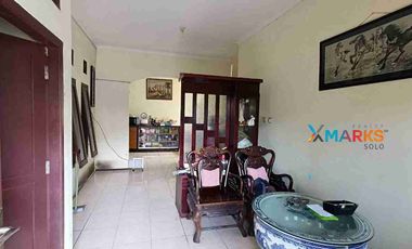 Dijual Rumah Siap Huni Lokasi Strategis di area Baturan Fajar Indah