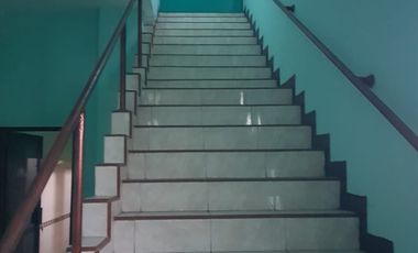 Jual dan Sewa bangunan komersil pinggir jalan raya