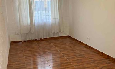 DEPARTAMENTO PRIMER PISO TOTALMENTE RENOVADO  3d 1b