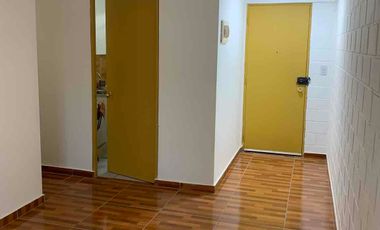 DEPARTAMENTO PRIMER PISO TOTALMENTE RENOVADO  3d 1b