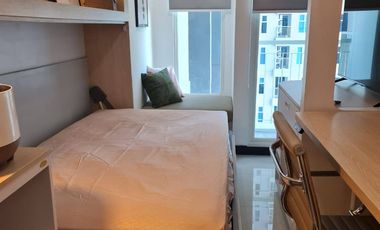 DIJUAL APARTEMEN EASTCOAST MANSION PAKUWON CITY MALL TOWER AMOR LANTAI 15 - FURNISHED