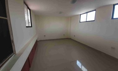 Alquiler Departamento 3 dormitorios Kennedy