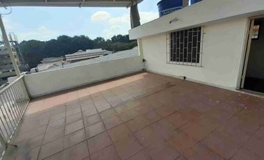 Alquiler Departamento 3 dormitorios Kennedy