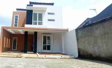 Rumah Murah 2 lantai di Pengasinan Rawalumbu dekat tol Bekasi Timur