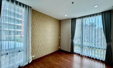 Best Price Guaranteed! You Won’t Find a Better Value Than This!! Luxury beachfront condo for sale with a private beach — Duplex 2-storey unit