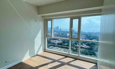 3 bedrooms 140sqm with Parking For Sale with Big Discount in Four Seasons Riviera Binondo Manila