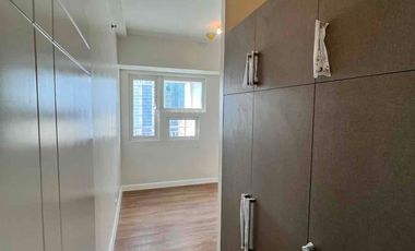 3 bedrooms 140sqm with Parking For Sale with Big Discount in Four Seasons Riviera Binondo Manila