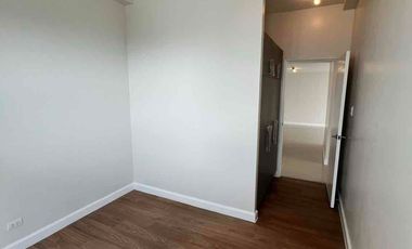 3 bedrooms 140sqm with Parking For Sale with Big Discount in Four Seasons Riviera Binondo Manila