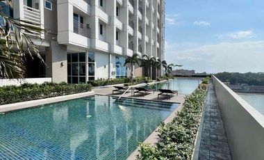 3 bedrooms 140sqm with Parking For Sale with Big Discount in Four Seasons Riviera Binondo Manila