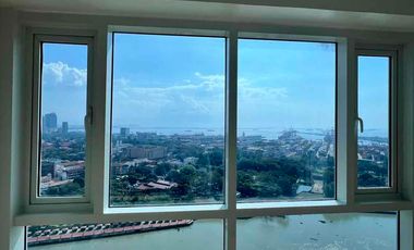 3 bedrooms 140sqm with Parking For Sale with Big Discount in Four Seasons Riviera Binondo Manila