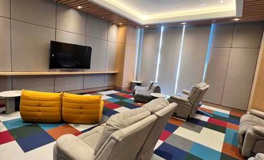 3 bedrooms 140sqm with Parking For Sale with Big Discount in Four Seasons Riviera Binondo Manila