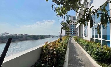 3 bedrooms 140sqm with Parking For Sale with Big Discount in Four Seasons Riviera Binondo Manila