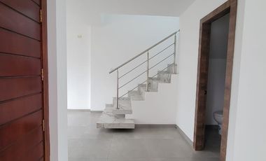 Casa Moderna de Estreno en Alquiler – Urbanización La Costanera | Ciudad Celeste