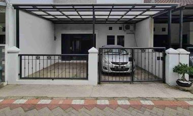 Wiguna UPN rumah bagus 3 kamar tidur