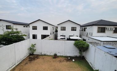 Casa Moderna de Estreno en Venta – Urbanización La Costanera | Ciudad Celeste