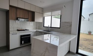 Casa Moderna de Estreno en Venta – Urbanización La Costanera | Ciudad Celeste
