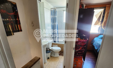 SE VENDE CASA EN LAMPA - SANTIAGO
