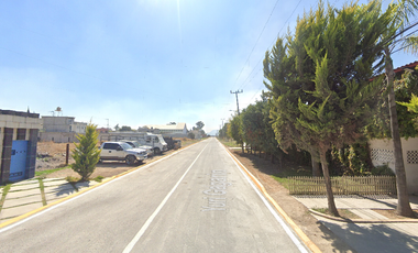 GRAN REMATE!!! Edificio de oficinas con enorme casa, alberca y jardín. Yuri Gagarin, Ojo de Agua, 55770 Ojo de Agua, Méx.