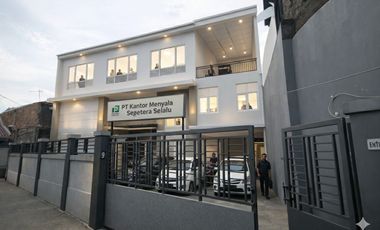 Rumah 2 Lantai Cocok Untuk Jadi Kantor / Workshop / Usaha Dekat Pinggir Jalan Raya Pondok Gede