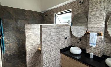 SE VENDE CASA CAMPESTRE EN CHIVATA