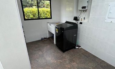 SE VENDE CASA CAMPESTRE EN CHIVATA