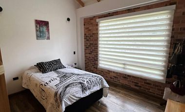 SE VENDE CASA CAMPESTRE EN CHIVATA