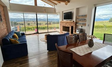 SE VENDE CASA CAMPESTRE EN CHIVATA