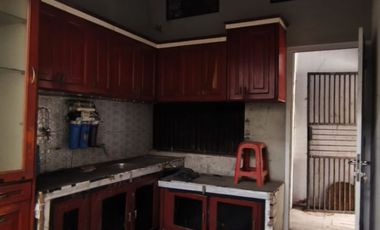 Jual Cepat Rumah 2 Lantai Dekat Jalan Raya Pondok Gede Cocok jadi Kantor / Workshop