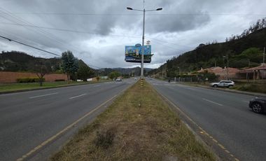 TERRENO COMERCIAL EN VENTA | 7.400 m² | FRENTE A AUTOPISTA CUENCA – AZOGUES