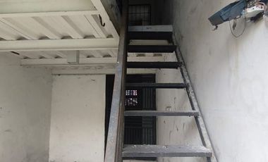 Jual Cepat Rumah Besar Dekat Pinggir Jalan Raya Pondok Gede Cocok Jadi Kantor / Workshop / Bisnis di Rumah