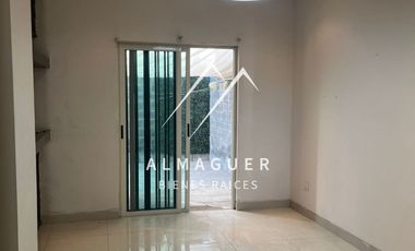 Casa en renta en La Encomienda, de 2 niveles, equipada.