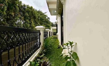 Dijual Rumah Mewah Dalam Cluster Posisi Di Hook Cipete