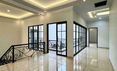 Dijual Rumah Mewah Dalam Cluster Posisi Di Hook Cipete