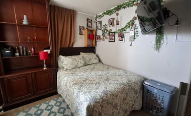 DÚPLEX MODERNO EN VENTA – CONDOMINIO EL MIRADOR, SURCO Ideal para familias o personas que buscan vivir en un ambiente seguro, con buena iluminación na