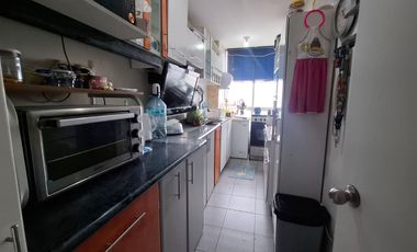DÚPLEX MODERNO EN VENTA – CONDOMINIO EL MIRADOR, SURCO Ideal para familias o personas que buscan vivir en un ambiente seguro, con buena iluminación na
