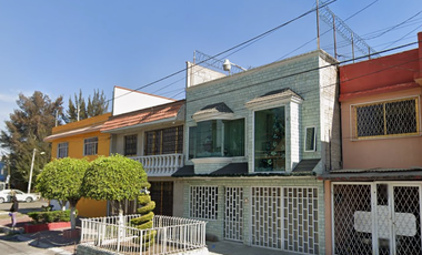 VENTA DE CASA EN LA COLONIA JARDINES DE SANTA CLARA ECATEPEC DE MORELOS