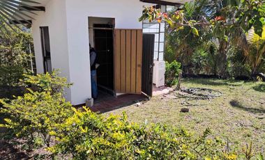 quinta vacacional con casa en venta con terreno sector YUNGUILLA en Santa Isabel