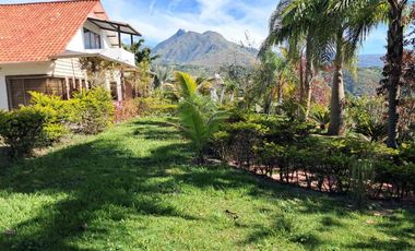 quinta vacacional con casa en venta con terreno sector YUNGUILLA en Santa Isabel