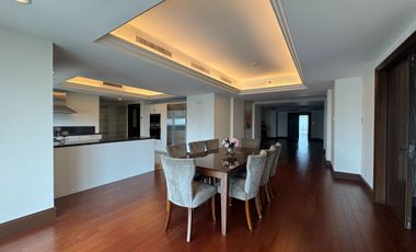 For Sale 3 Bedroom Unit in Discovery Primea with Balcony