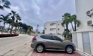 PUNTA CENTINELA UNICO CON PATIO PRIVADO