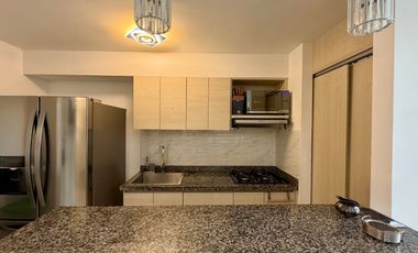 Extraordinario apartamento remodelado en Nobori con 76 m2, 3 alcobas y balcon con vista a Cerritos.